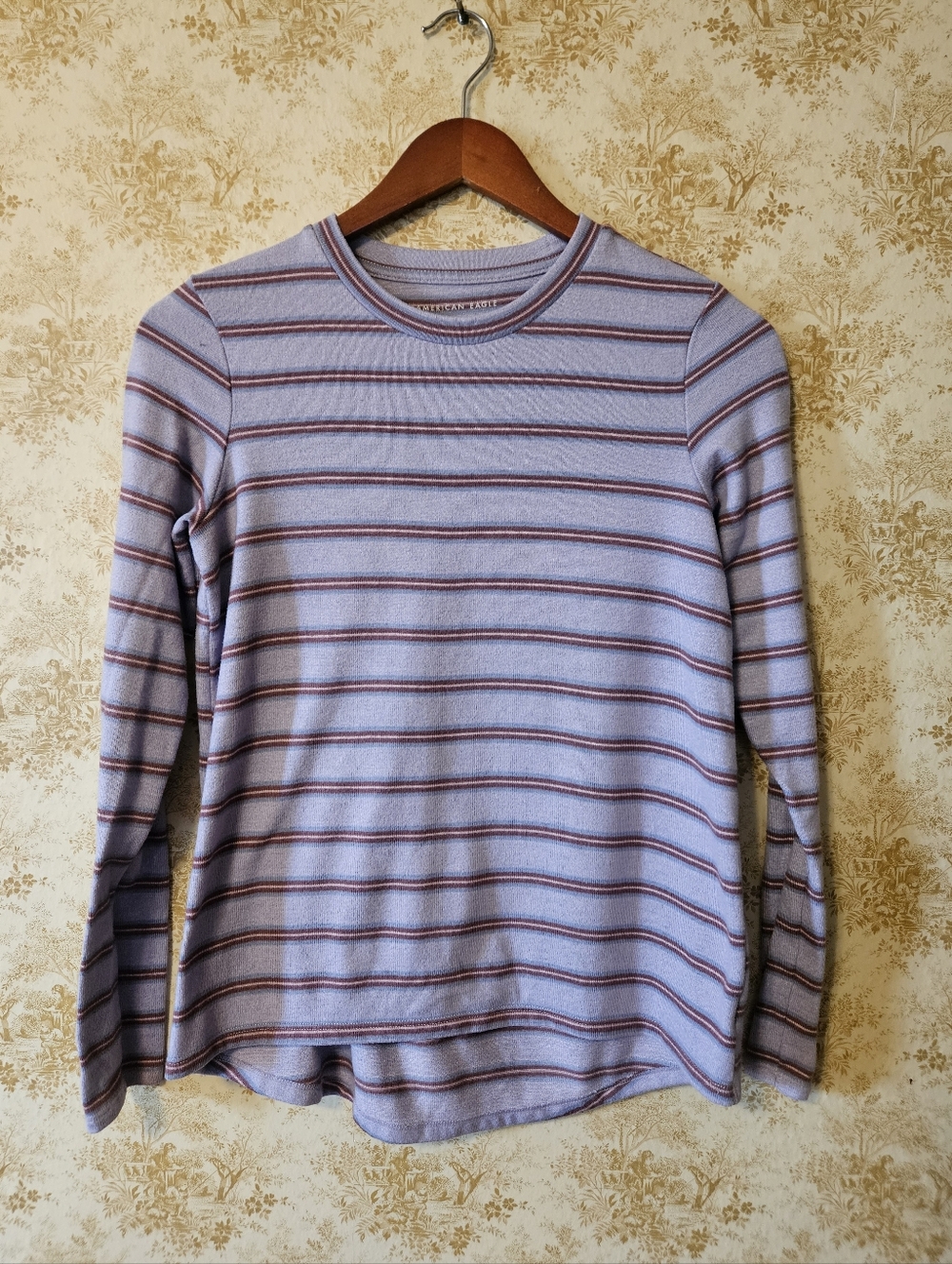 AEO Xsmall Striped High/low Top
